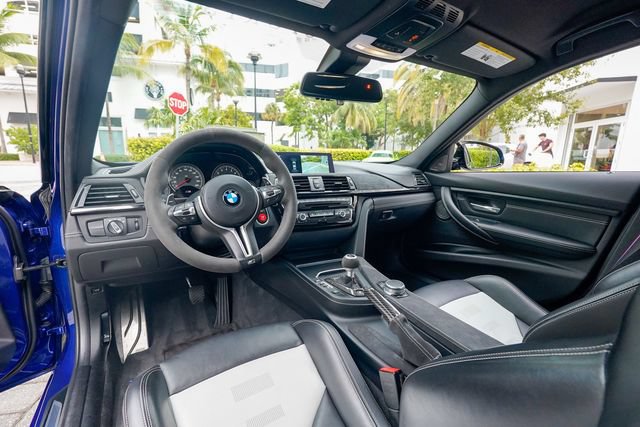 Used 2018 BMW M3 CS w/ Executive Package RWD image 3