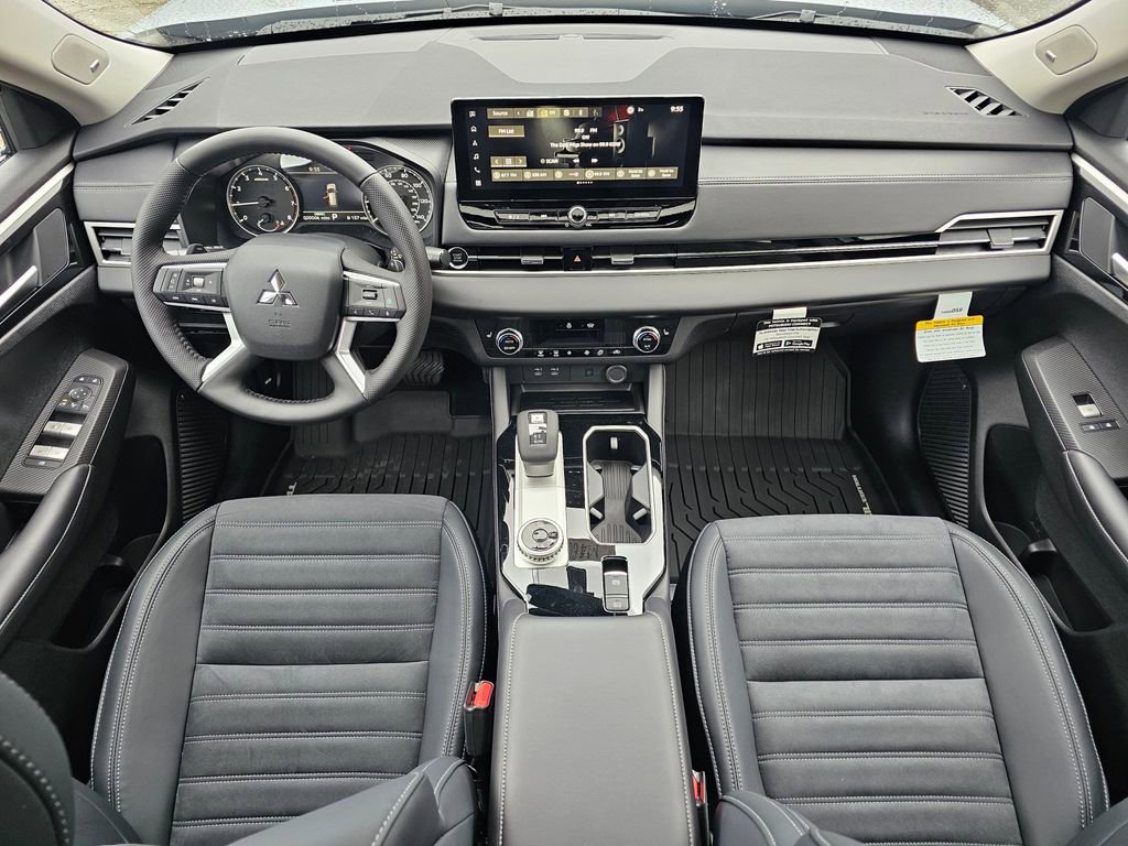 New 2026 Mitsubishi Outlander AWD image 15