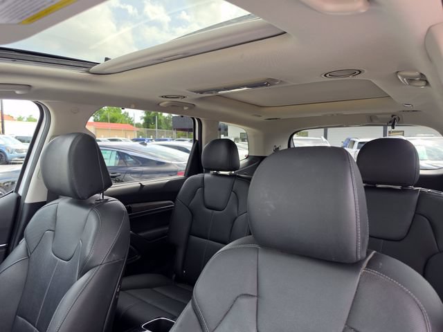 Used 2021 Kia Telluride SX w/ Nightfall Edition Package AWD/4WD image 32