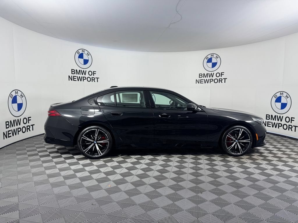 New 2027 BMW 530i xDrive w/ M Sport Package AWD/4WD image 5