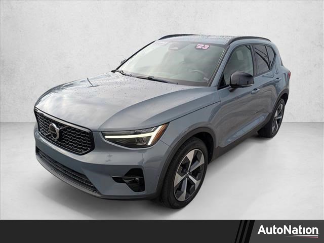 Used 2023 Volvo XC40 B5 Ultimate w/ Protection Package Premier image 1