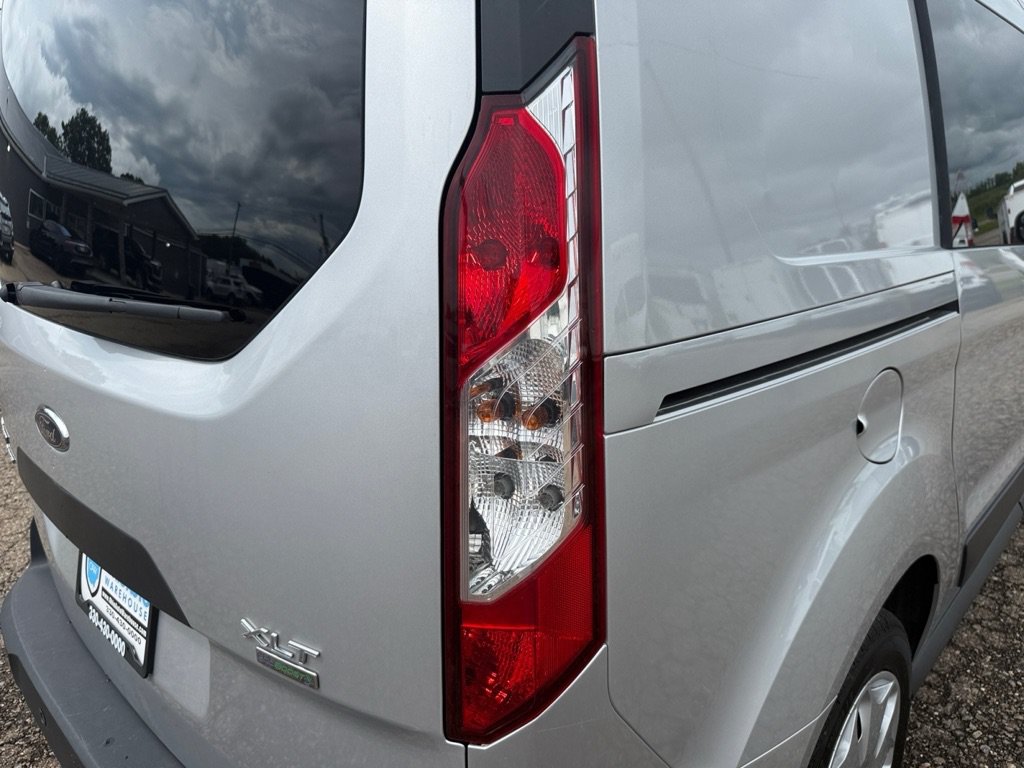 Used 2016 Ford Transit Connect XLT FWD image 30