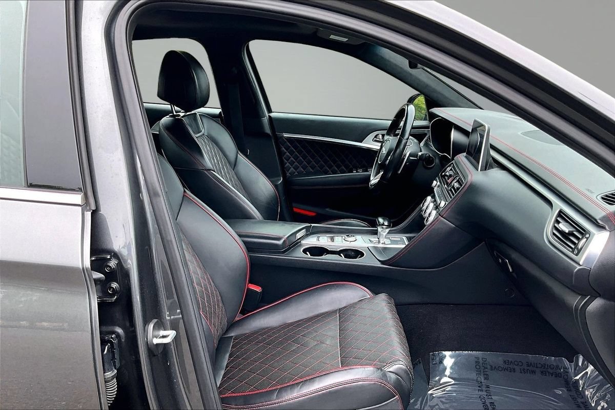 Used 2019 Genesis G70 2.0T Advanced w/ Sport Package AWD/4WD image 13