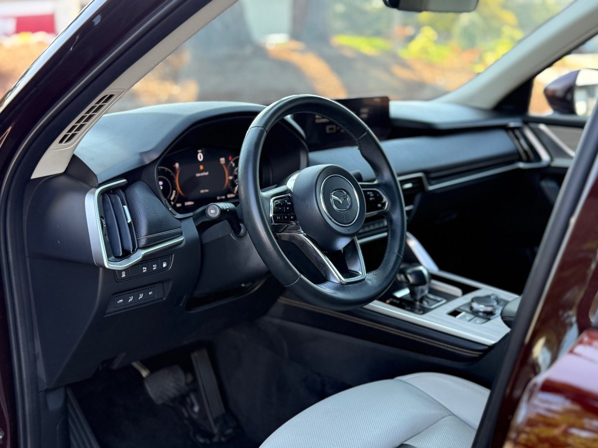 Used 2024 MAZDA CX-90 Plug-In Hybrid w/ Premium Pkg AWD/4WD image 10