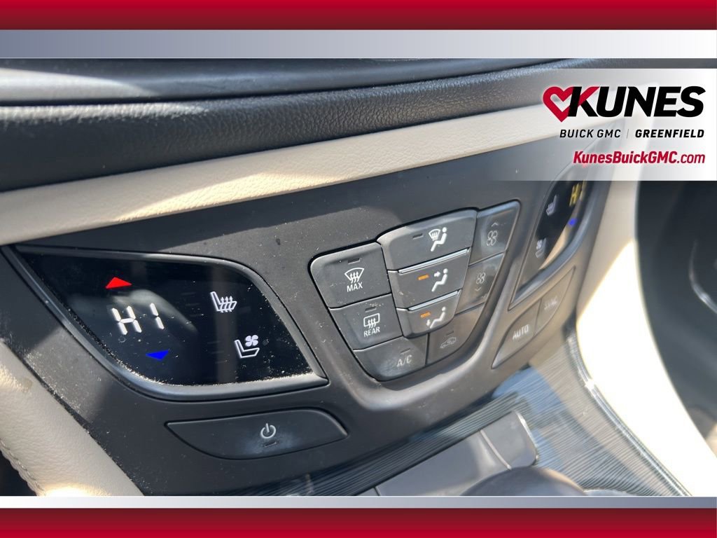 Used 2017 Buick Envision Premium image 30