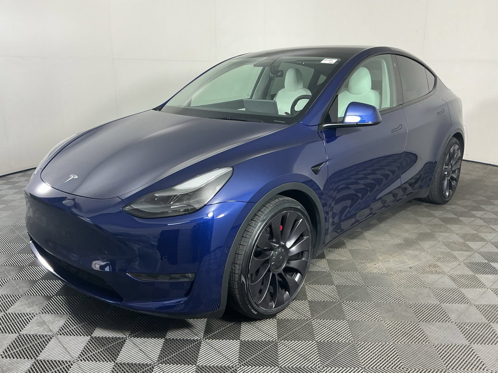 Used 2021 Tesla Model Y Performance AWD/4WD image 4