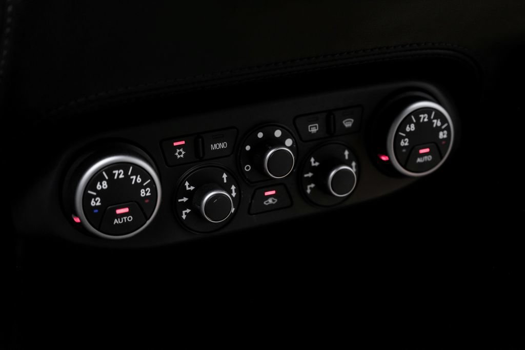 Used 2014 Ferrari 458 Spider RWD image 31