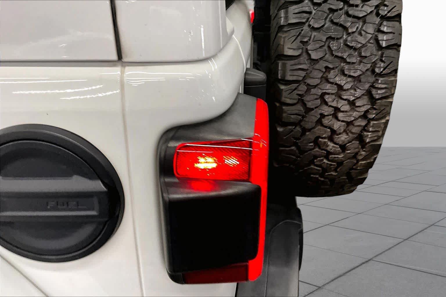 Used 2020 Jeep Wrangler Unlimited Rubicon AWD/4WD image 28