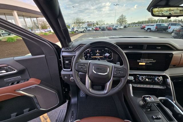 New 2026 GMC Sierra 1500 AT4 w/ AT4 Premium Package AWD/4WD image 17