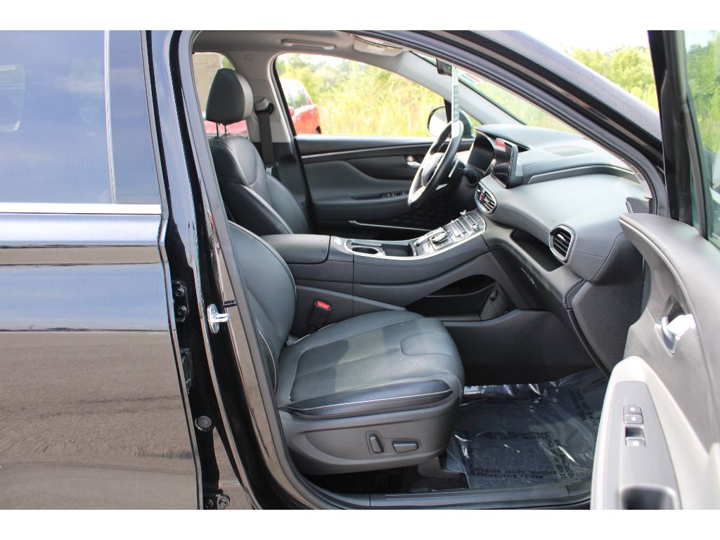 Used 2023 Hyundai Santa Fe Limited image 16