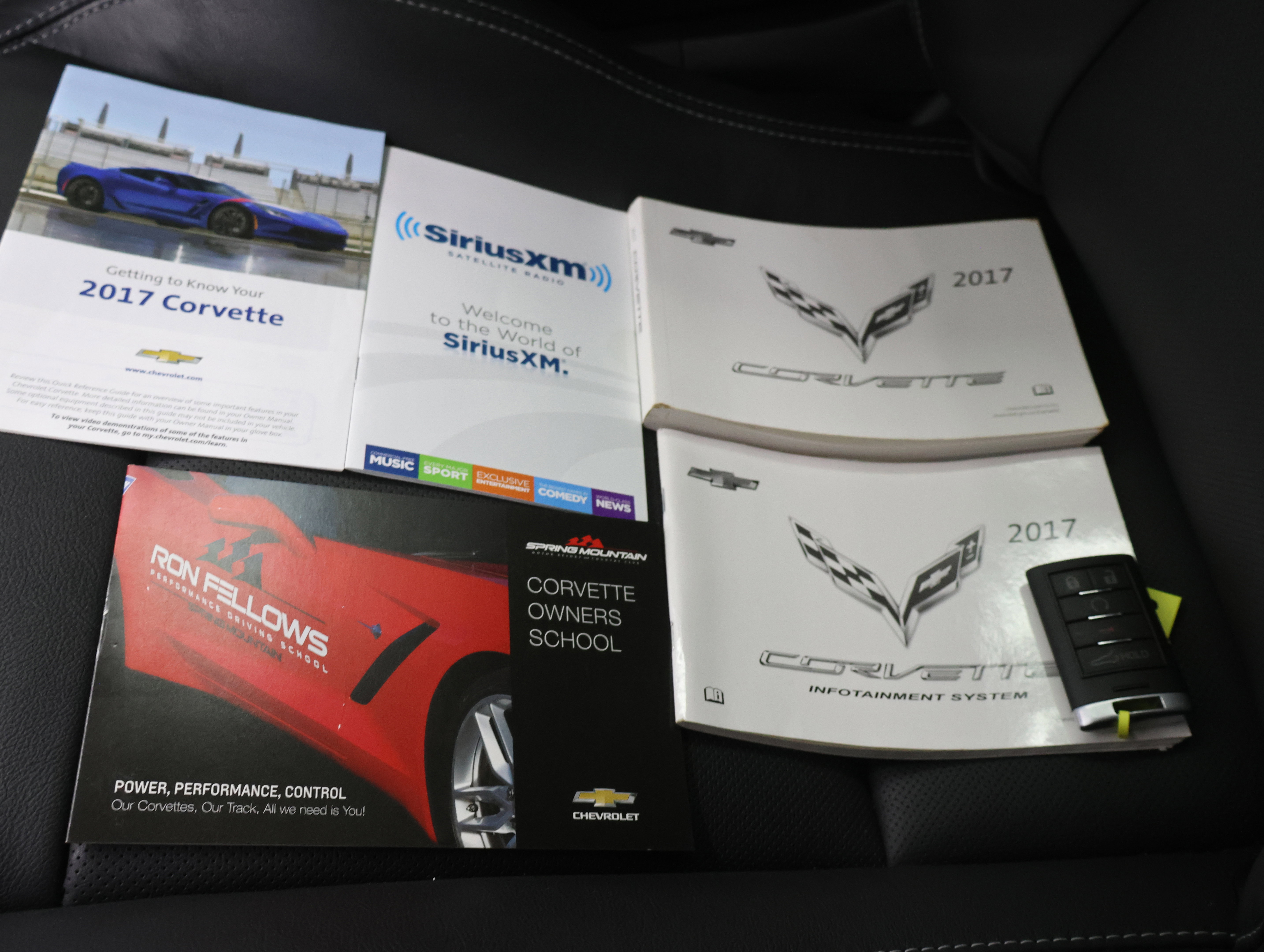 Used 2017 Chevrolet Corvette Stingray Coupe w/ 1LT image 43