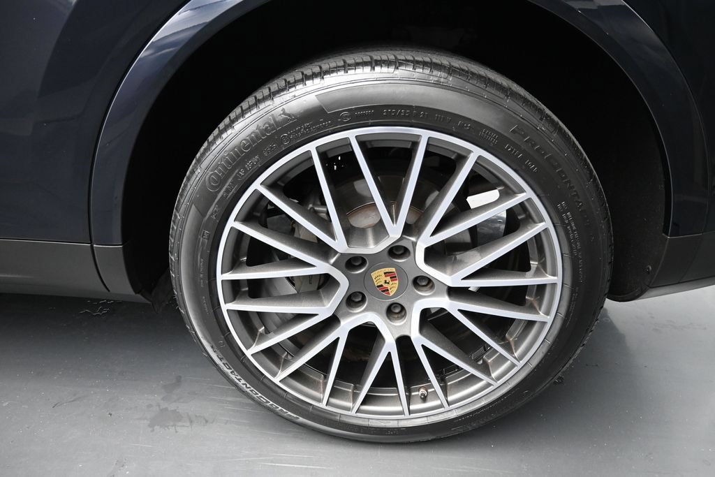 Certified 2021 Porsche Cayenne S AWD/4WD image 9