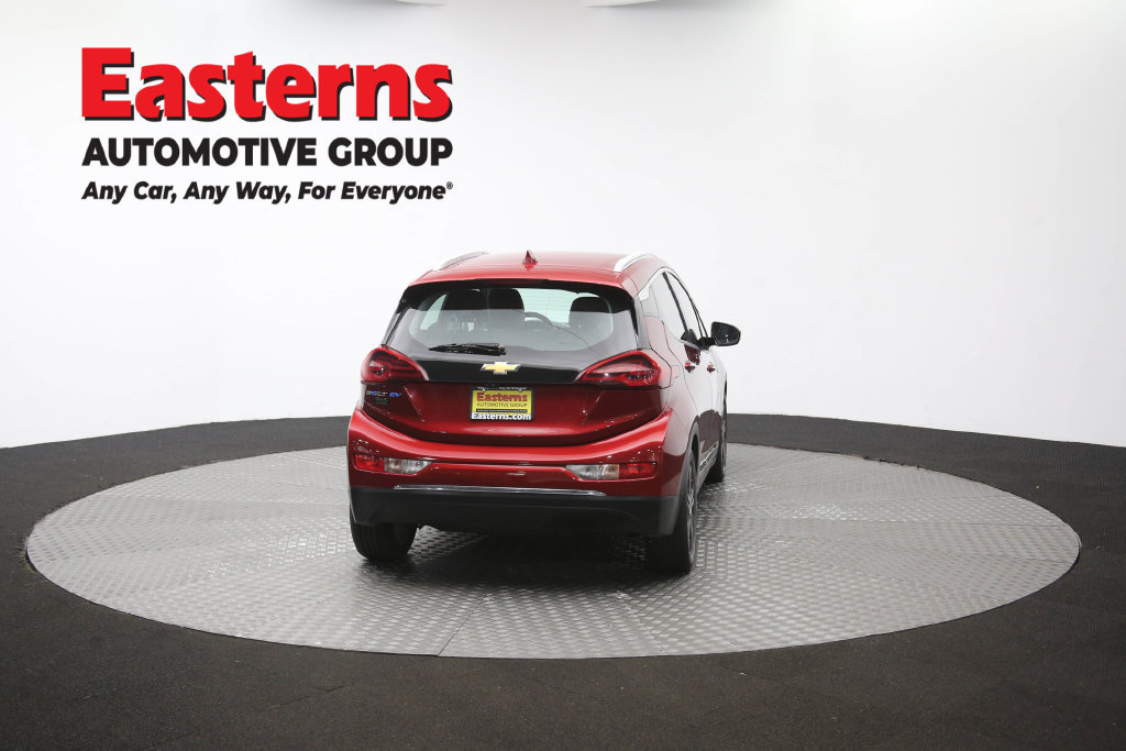 Used 2018 Chevrolet Bolt Premier w/ Driver Confidence II Package FWD image 39