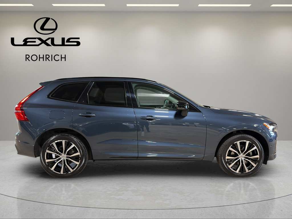 Used 2023 Volvo XC60 B5 Plus w/ Climate Package AWD/4WD image 7
