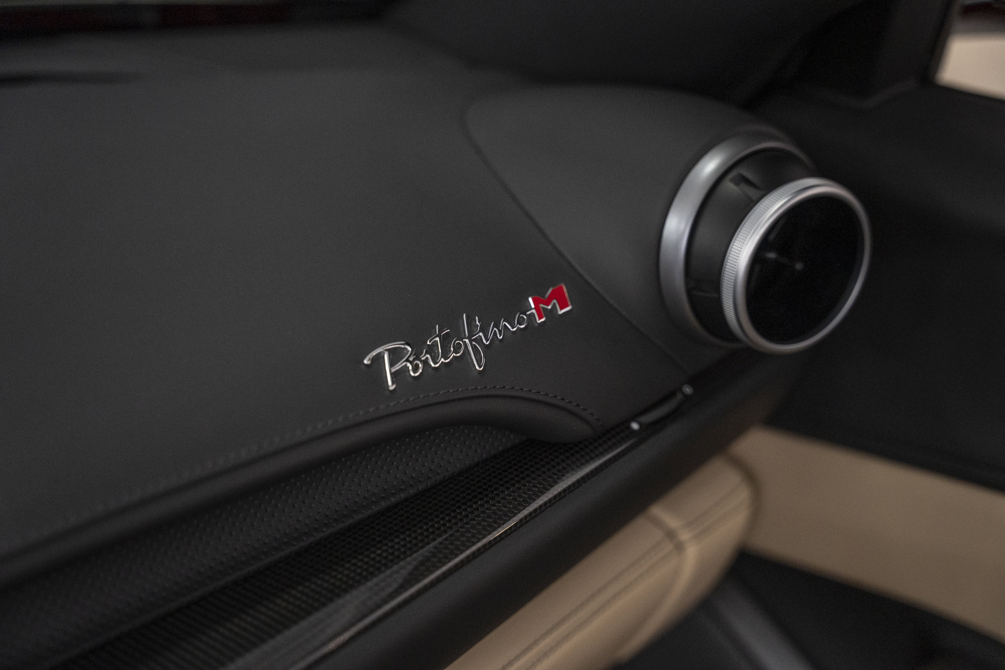 Used 2022 Ferrari Portofino M RWD image 37