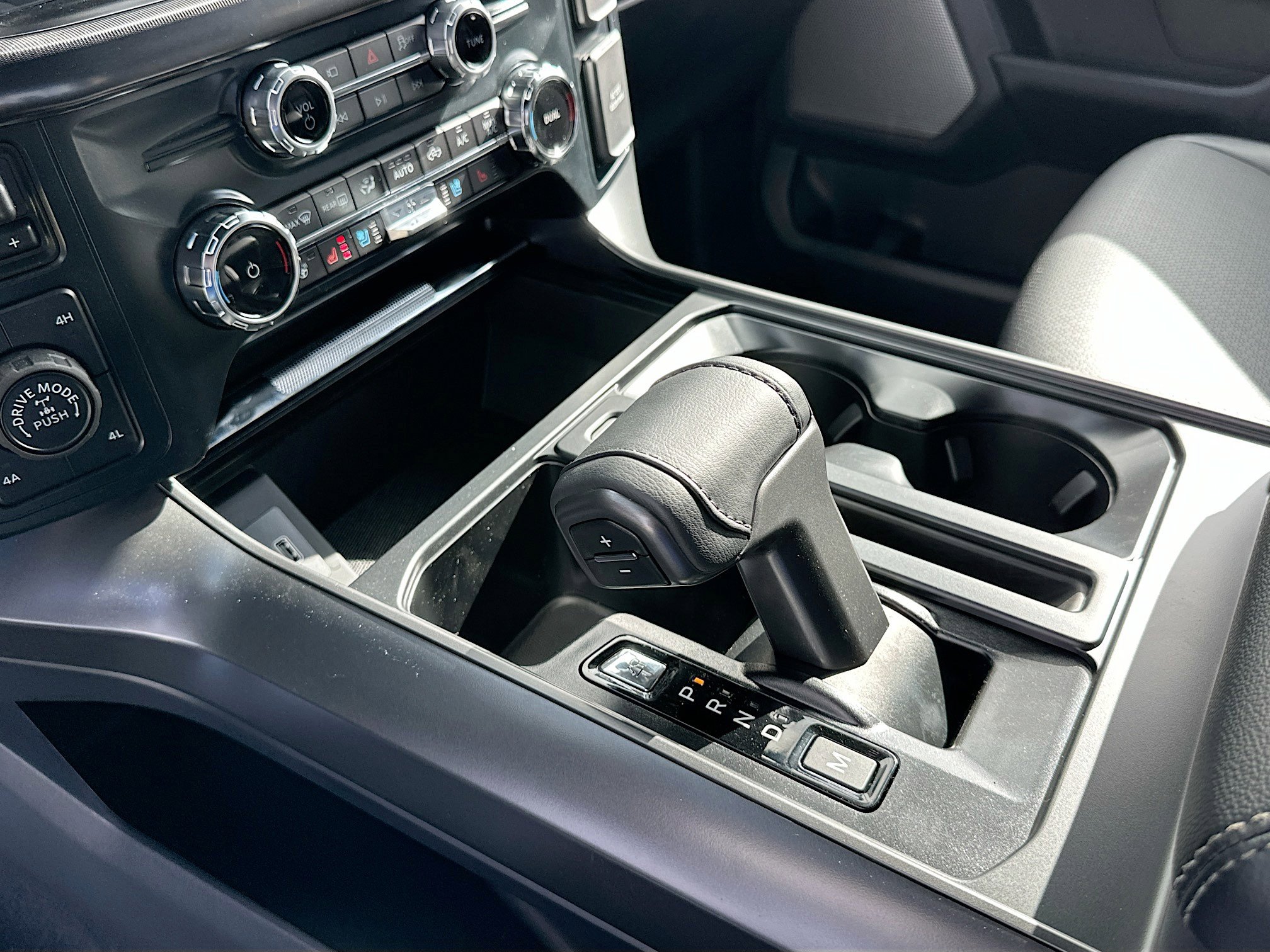 New 2026 Ford F150 Lariat image 12