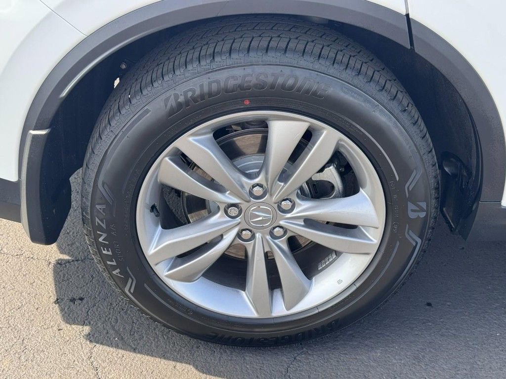 Certified 2026 Acura MDX SH-AWD image 9