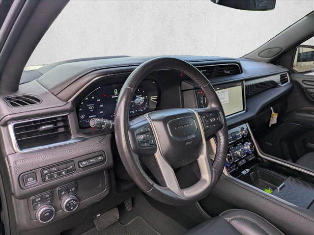 Used 2022 GMC Yukon Denali image 15