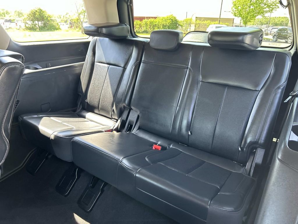 Used 2024 Ford Expedition XLT image 22