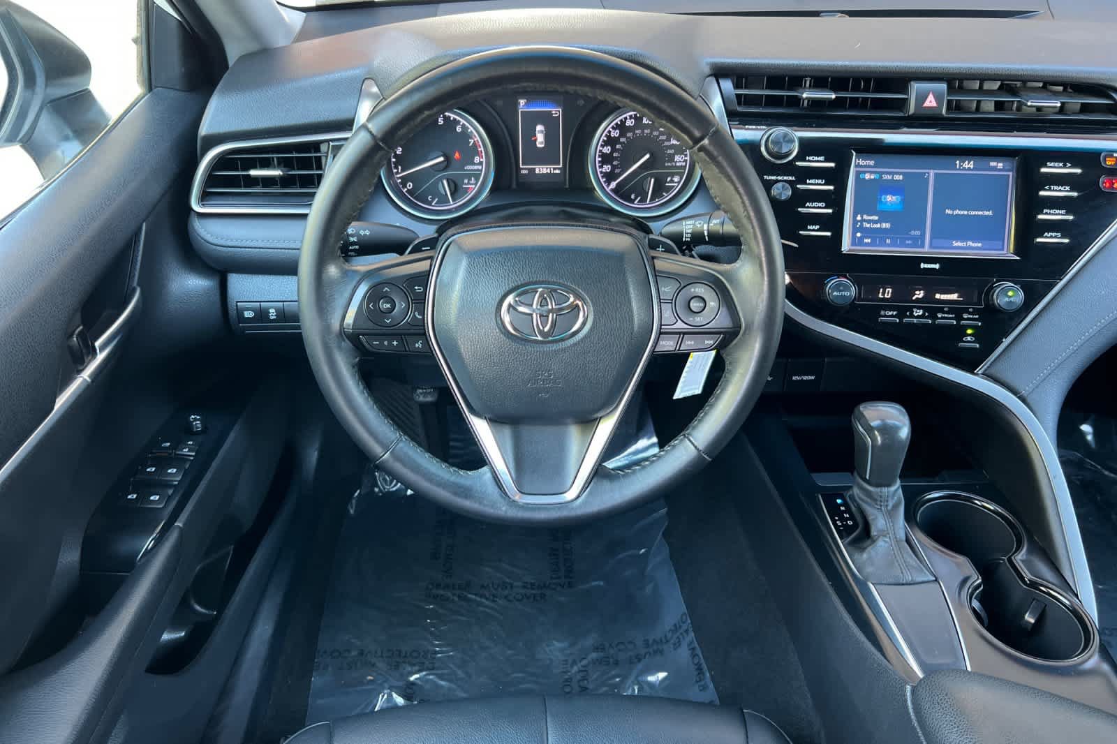 Used 2020 Toyota Camry SE w/ Carpet Mat Package FWD image 14