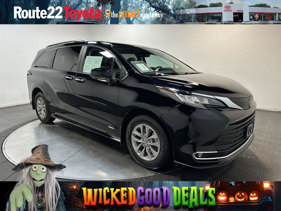 Certified 2021 Toyota Sienna XLE