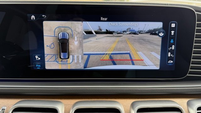 Used 2024 Mercedes-Benz GLS 450 4MATIC image 14