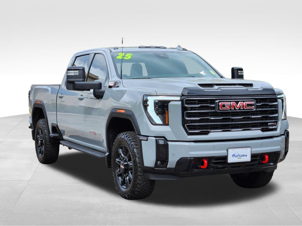 Used 2025 GMC Sierra 3500 AT4 w/ AT4 Premium Plus Package AWD/4WD image 3