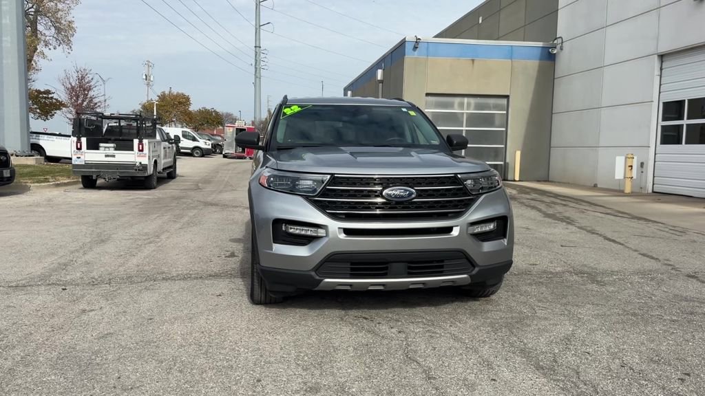 Used 2022 Ford Explorer XLT w/ Equipment Group 202A image 44
