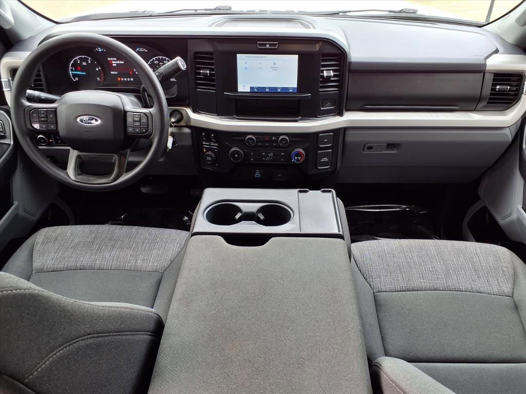 Certified 2025 Ford F250 XLT image 9