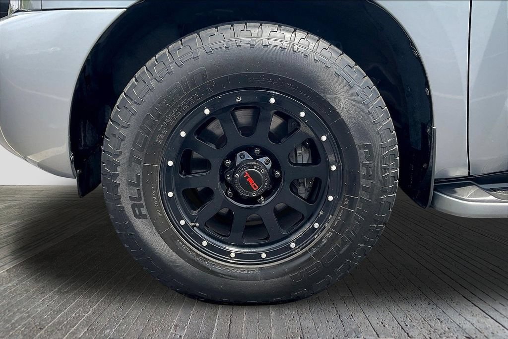 Used 2014 Toyota Sequoia Limited AWD/4WD image 34