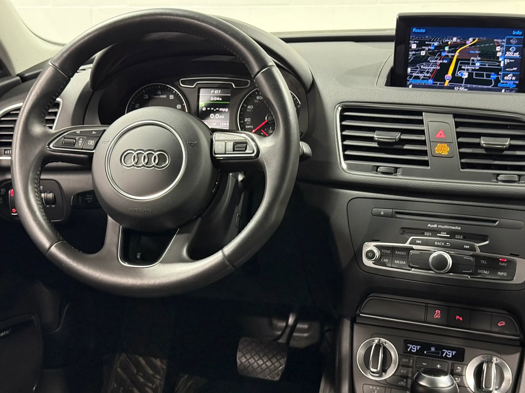Used 2015 Audi Q3 2.0T Prestige w/ Prestige Package AWD/4WD image 24