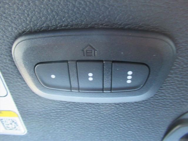 Certified 2025 Jeep Wrangler Unlimited Rubicon w/ Convenience Group AWD/4WD image 29