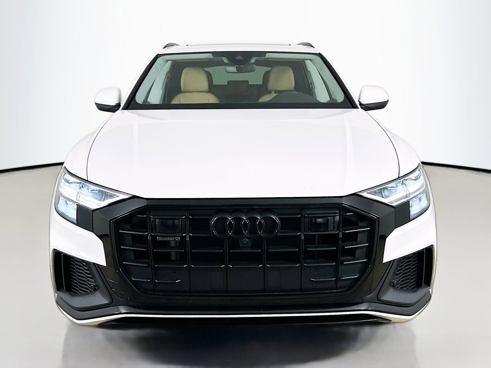 Used 2022 Audi Q8 Premium Plus AWD/4WD image 2