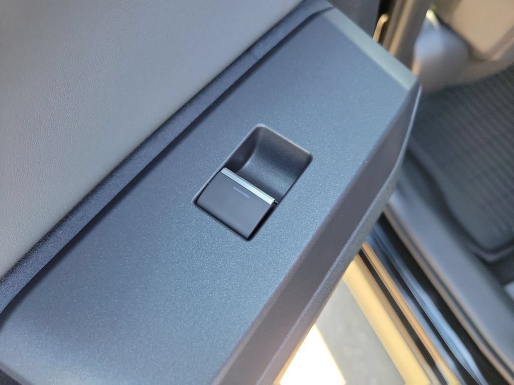 New 2026 Toyota RAV4 XSE AWD/4WD image 19