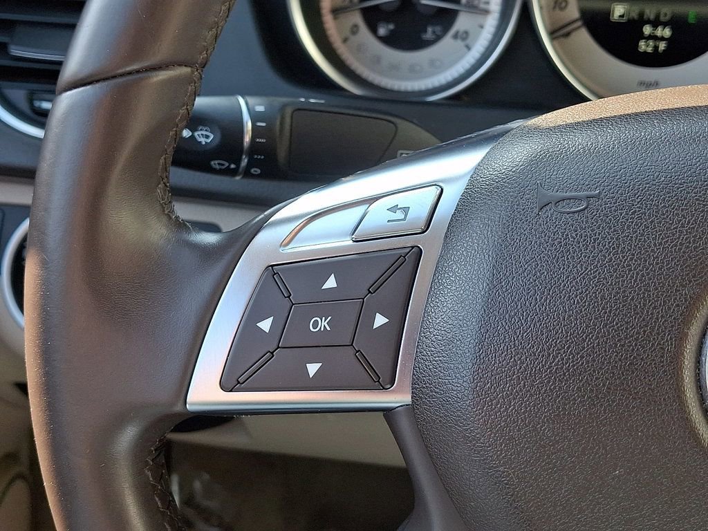 Used 2013 Mercedes-Benz C 250 Sedan image 21