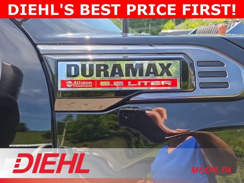 Used 2024 GMC Sierra 2500 AT4 w/ AT4 Premium Plus Package AWD/4WD image 4
