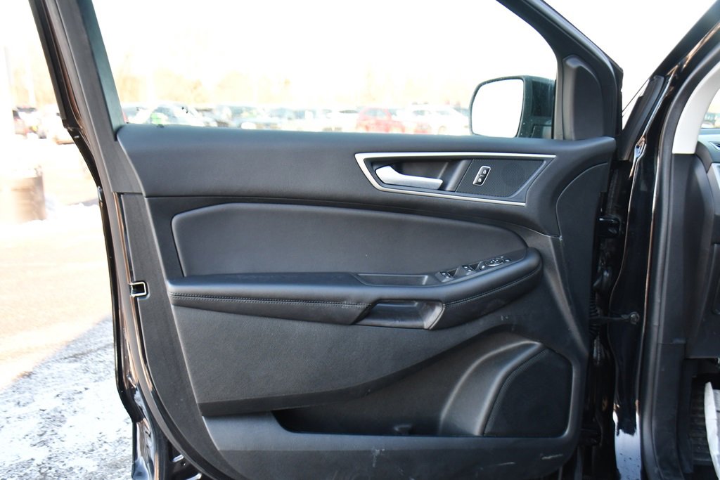 Used 2024 Ford Edge SEL w/ Convenience Package image 22