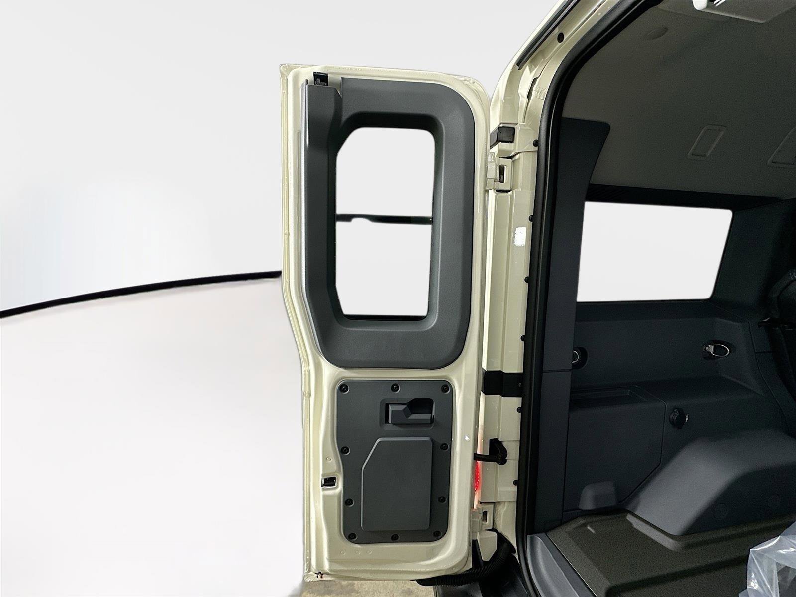 New 2025 INEOS Grenadier Fieldmaster Edition image 43