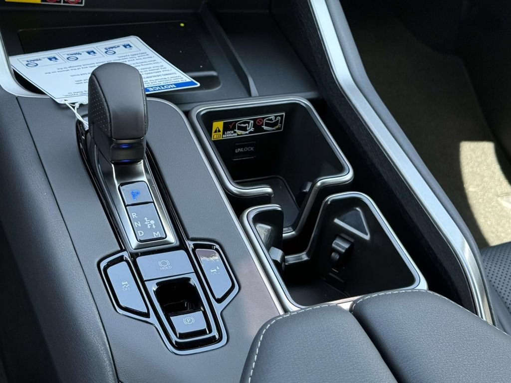 New 2026 Lexus TX 500h AWD image 15