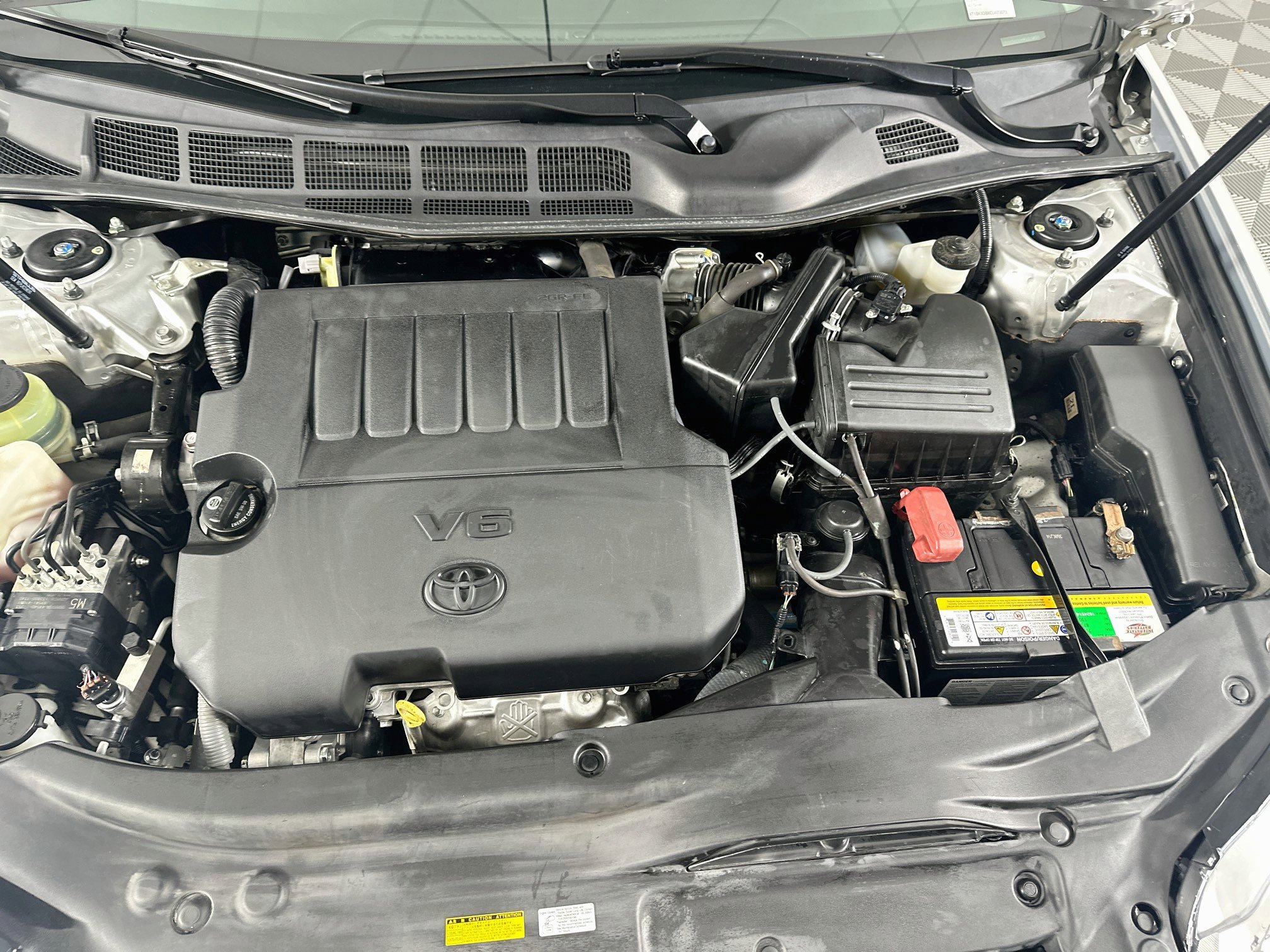 Used 2012 Toyota Avalon FWD image 31