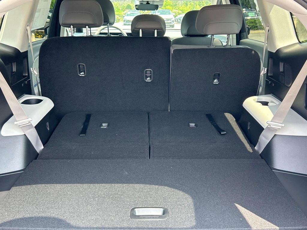 New 2026 Hyundai Ioniq 9 SEL image 12