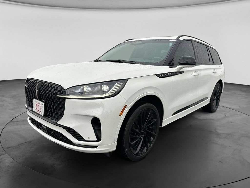 Used 2025 Lincoln Aviator Reserve w/ Equipment Group 201A AWD/4WD image 10