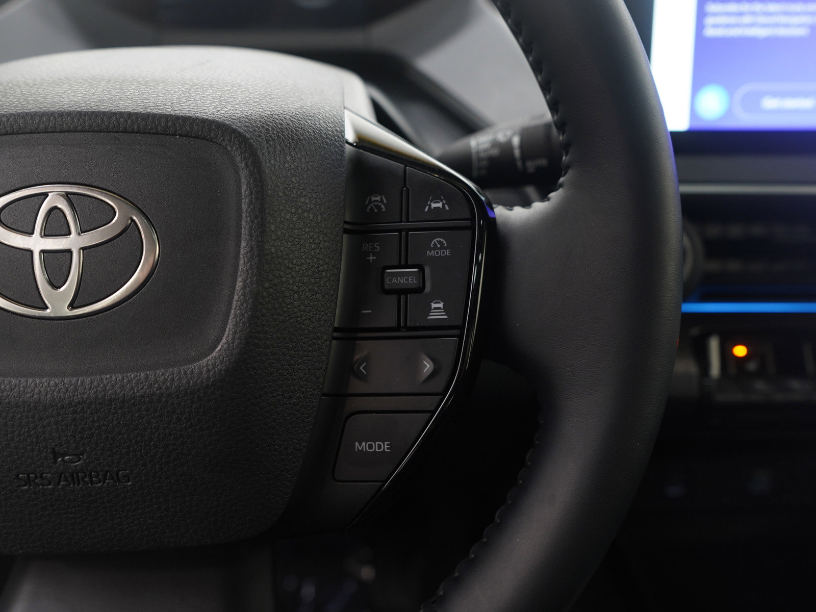 Used 2024 Toyota Prius XLE image 19