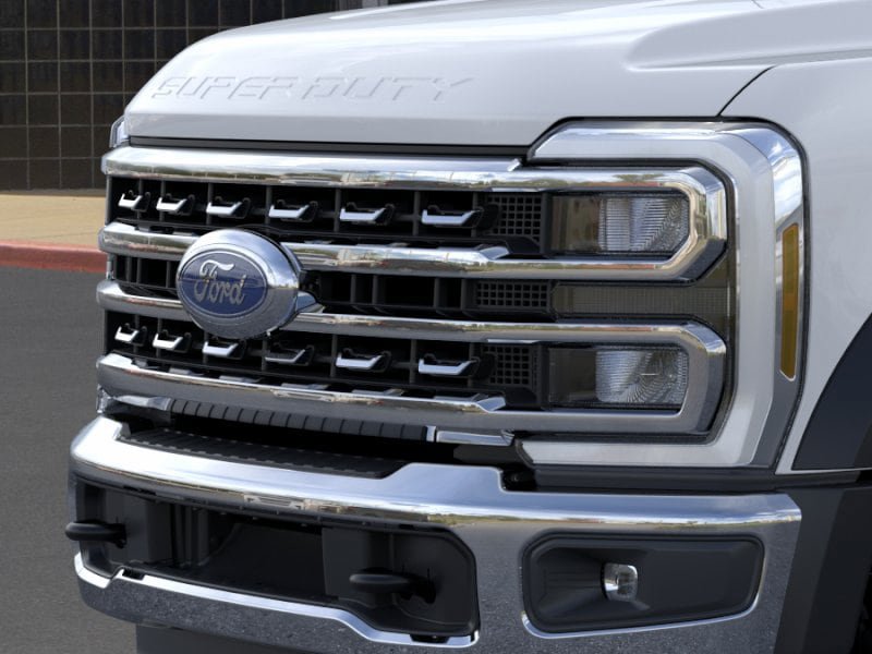 New 2026 Ford F550 4x4 Crew Cab image 17