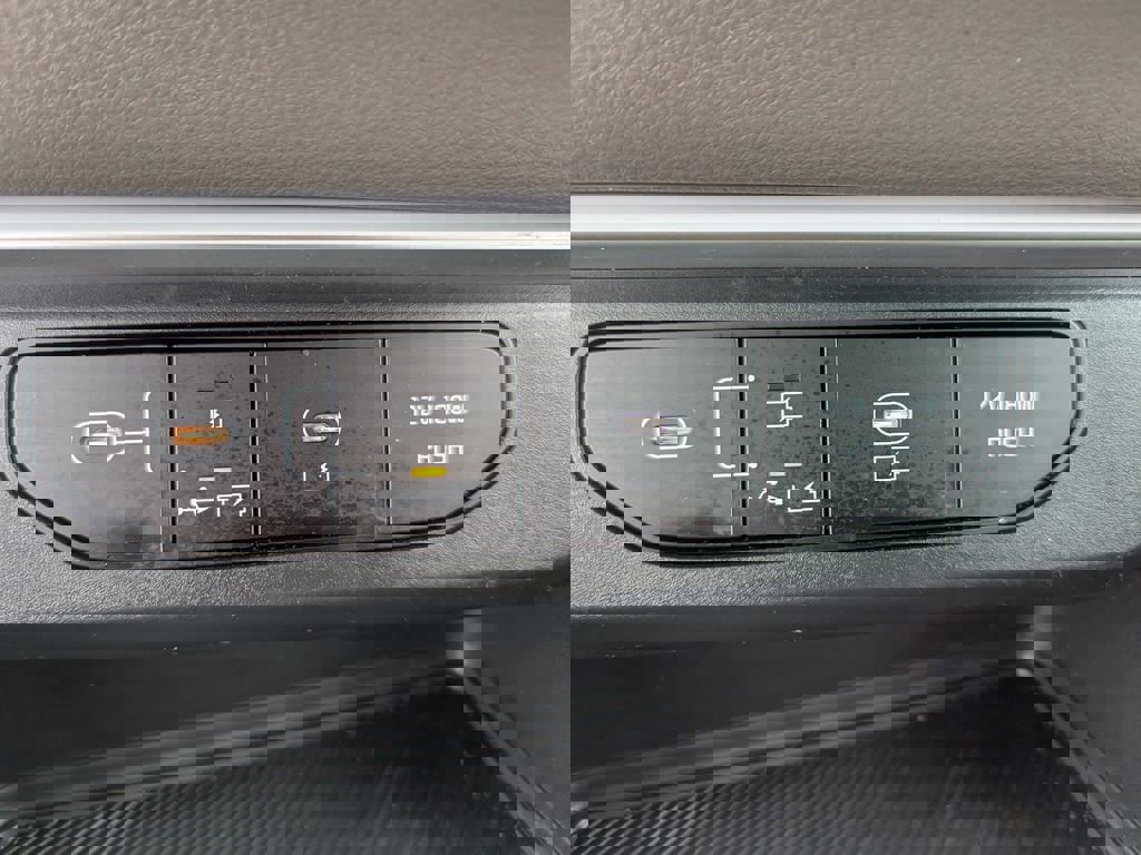 Certified 2025 Kia Carnival image 22