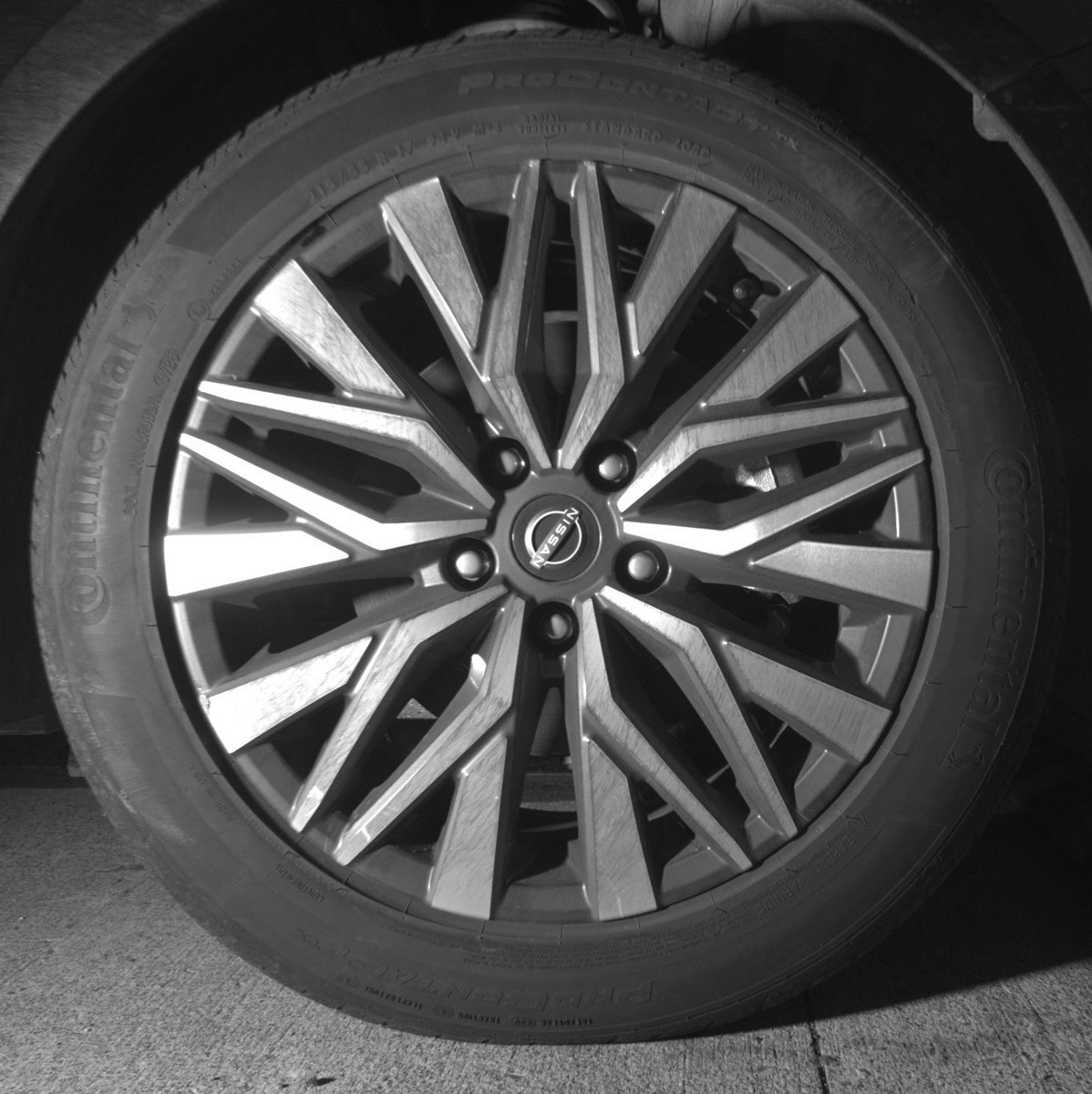 Used 2025 Nissan Altima 2.5 SV image 13