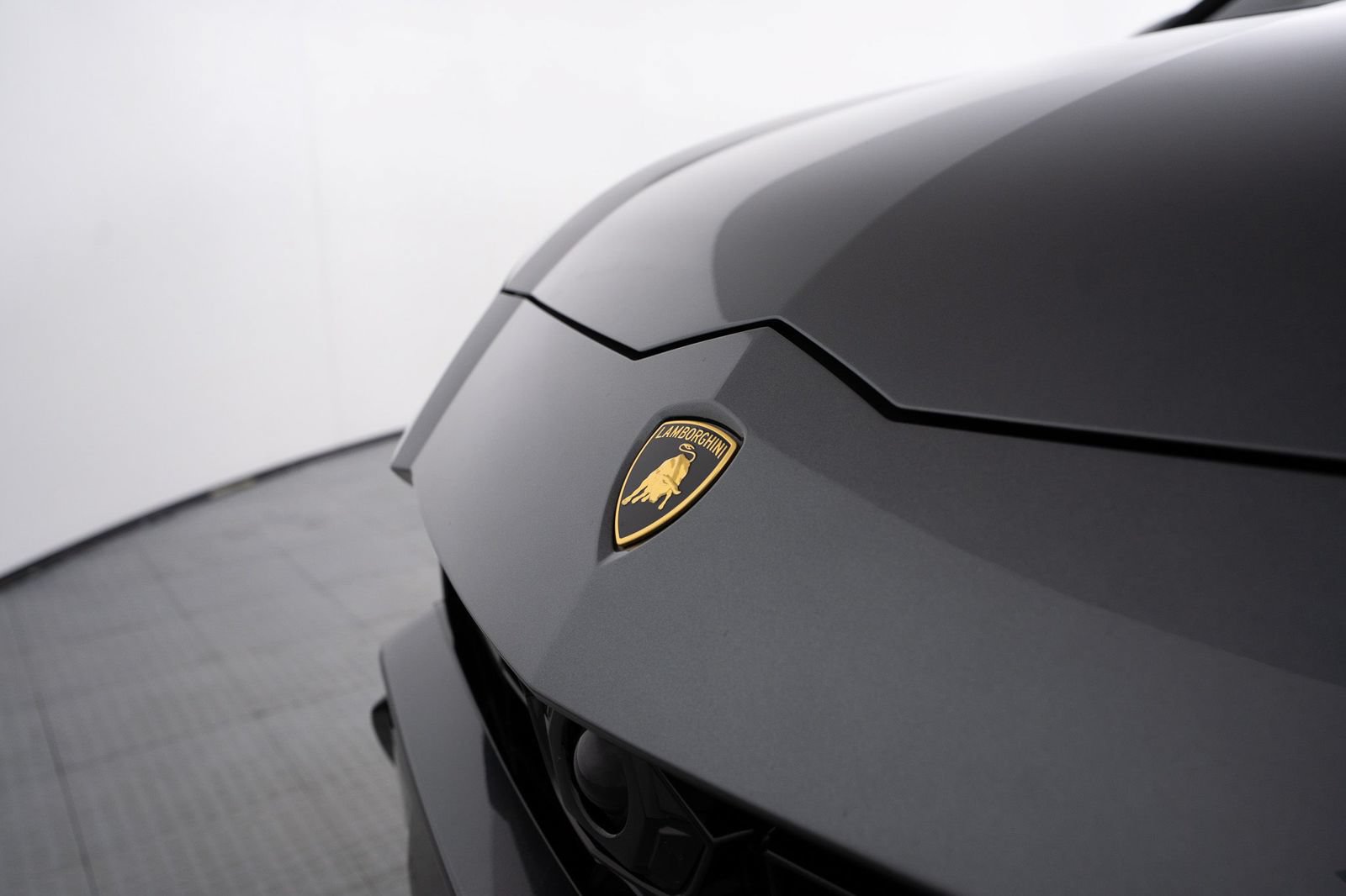 Used 2020 Lamborghini Urus AWD/4WD image 12