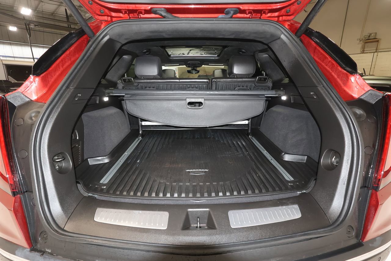 Certified 2024 Cadillac XT5 Premium Luxury w/ Platinum Package image 26