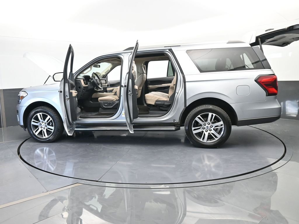 Used 2023 Ford Expedition Max Limited image 81