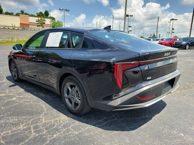 Used 2025 Kia K4 FWD image 17